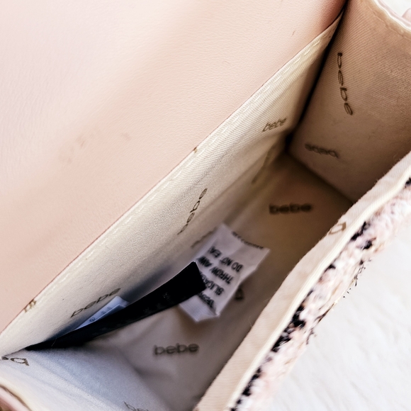 NWT bebe Kamala Top Handle Tweed Crossbody with Chain Strap - Picture 4 of 4